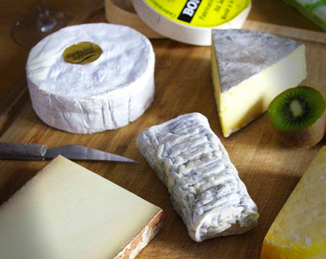 Artisan cheese box subscription